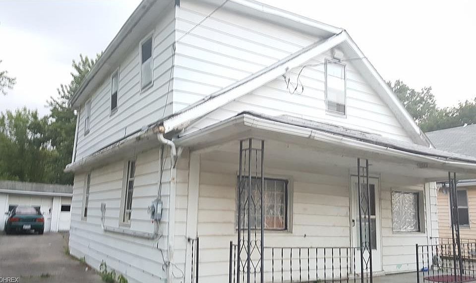 1st image of 3644 Albany Ave