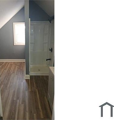 4th image of 3316 W 100th St #2