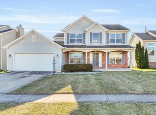 405 Trefoil, Savoy, IL 61874