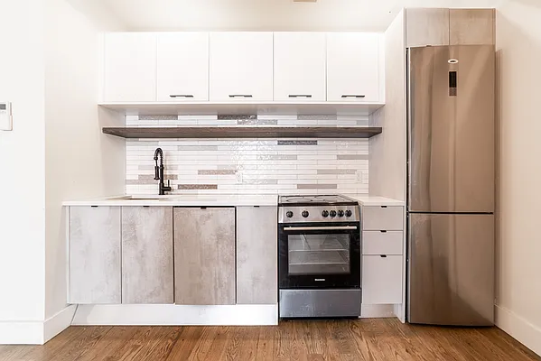 Rented by Maplewood Management | media 43