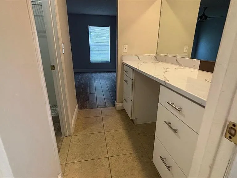 4817 Landover Cir — Photo 13