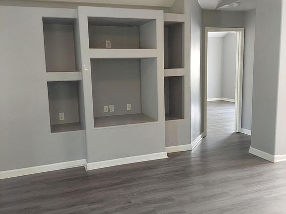 2nd image of 149 Black Water Ln