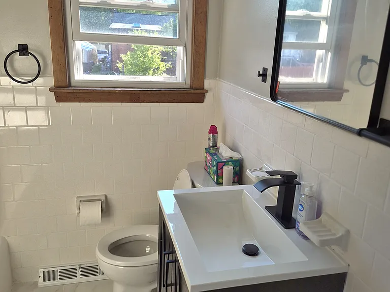 59 Pomona Dr — Photo 15