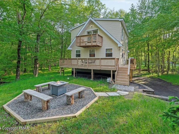 204 Yuma Trl, Pocono Lake, PA 18347