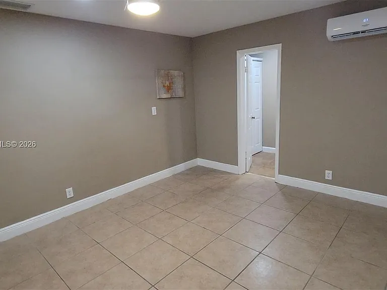 1115 SW 25th Ave #B — Photo 10