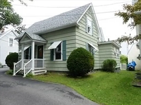 64 Regan St, Gardner, MA 01440