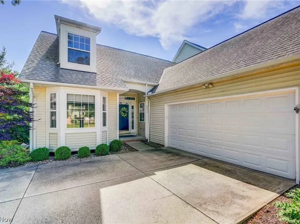 2611 Piedmont Ct #44, Westlake, OH 44145