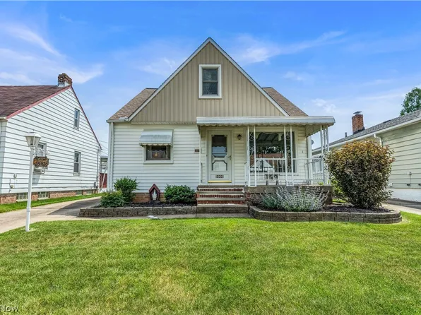 5903 Thornton Dr, Parma, OH 44129