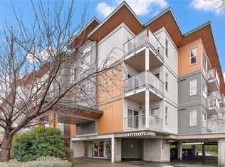 The Gardens, Saanich, BC V8P 2H1