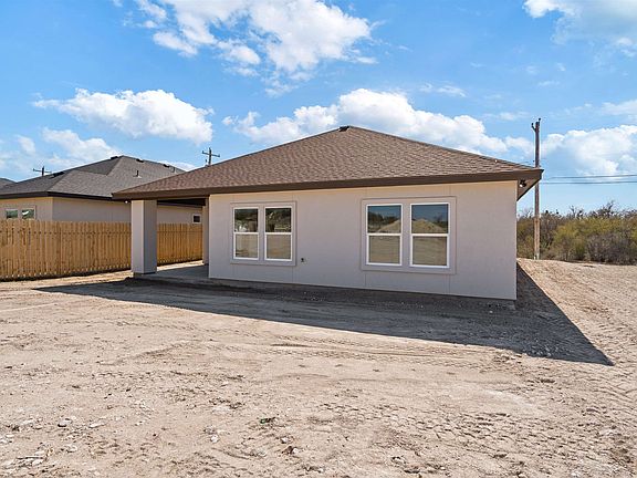 4th image of 1207 Cantu Rd