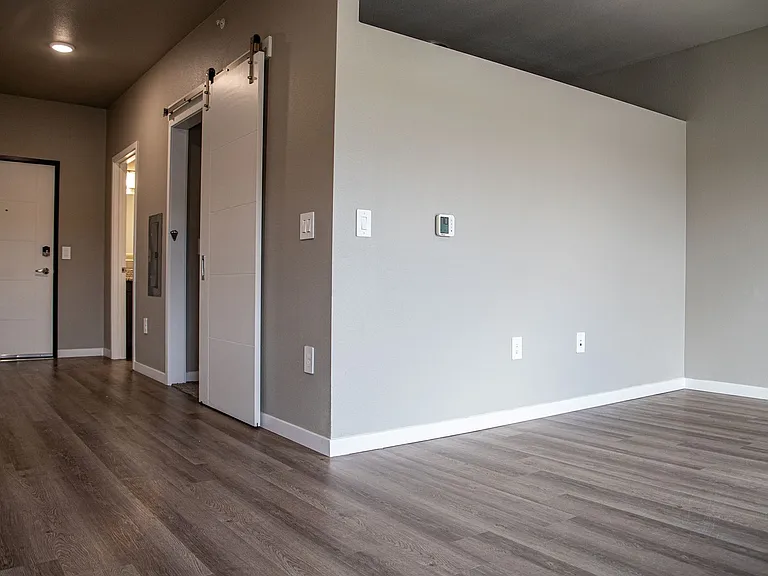 Kraewood Flats - Summer Rent Special through July 31 2026 — Photo 22