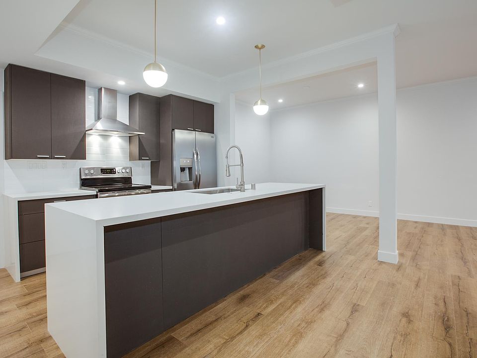 1st image of 12320 Montana Ave APT 105