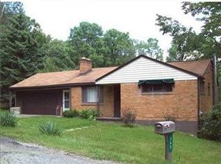 145 Hawes Dr, Greensburg, PA 15601