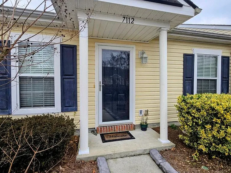 7112 Belize Dr — Photo 2