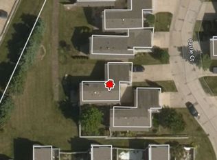 84 Castle Ct, Brunswick, OH 44212