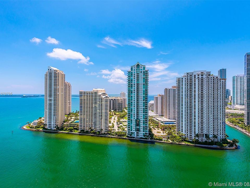 1st image of 325 Biscayne Blvd #3021