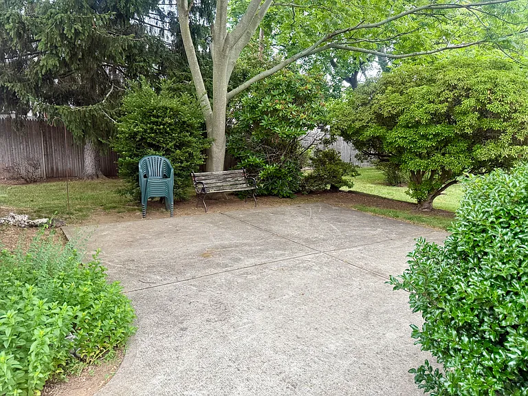 1777 Stone Ave — Photo 5