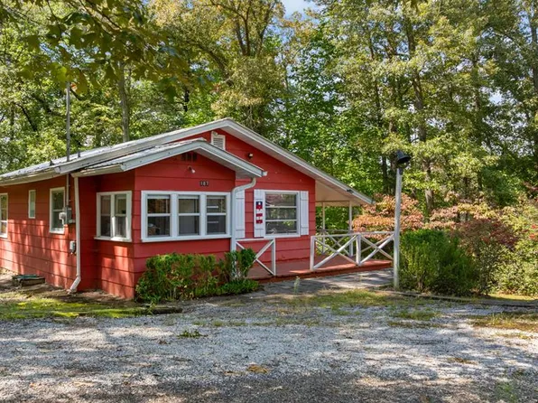 187 Old Cabin Rd, Franklin, NC 28734