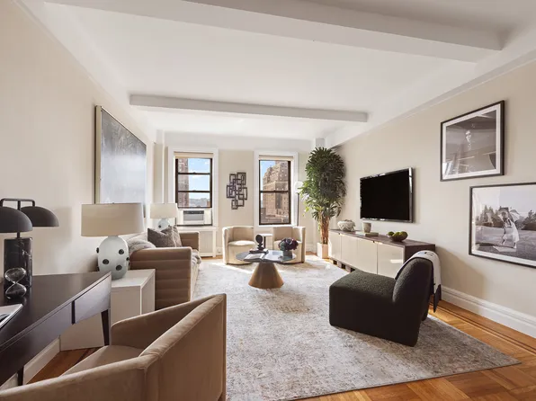 710 West End Avenue 9A image 1 of 7