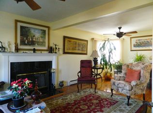 2014 Everett St, Valley Stream, NY 11580