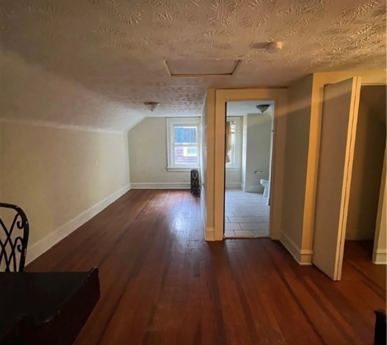 5 bed, 2132 sqft, $3,000 — Photo 3