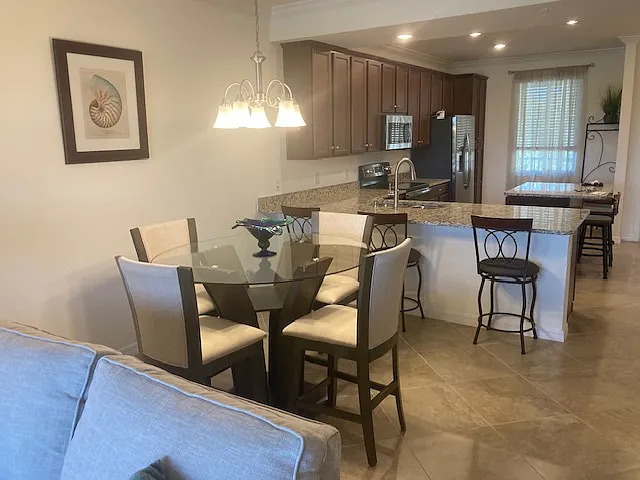 2 bed, 1121 sqft, $2,500 — Photo 4