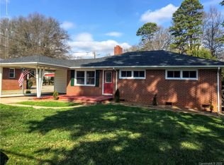 707 McAdenville Rd, Lowell, NC 28098