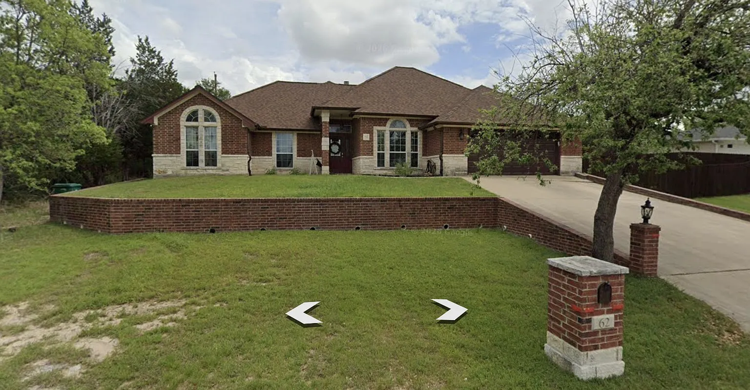 4 bed, 2154 sqft, $2,400 — Photo 1