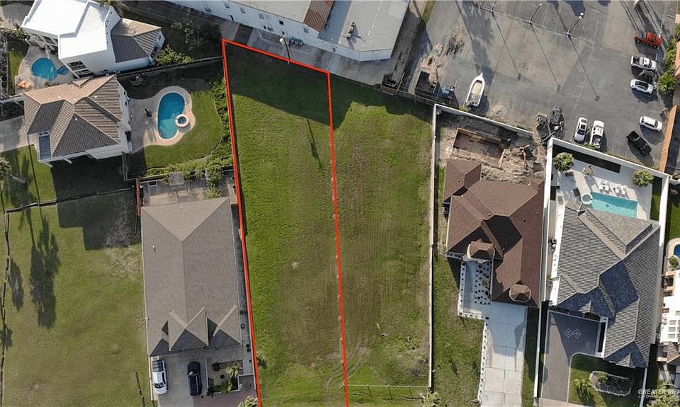 1st image of 15B Havana Dr