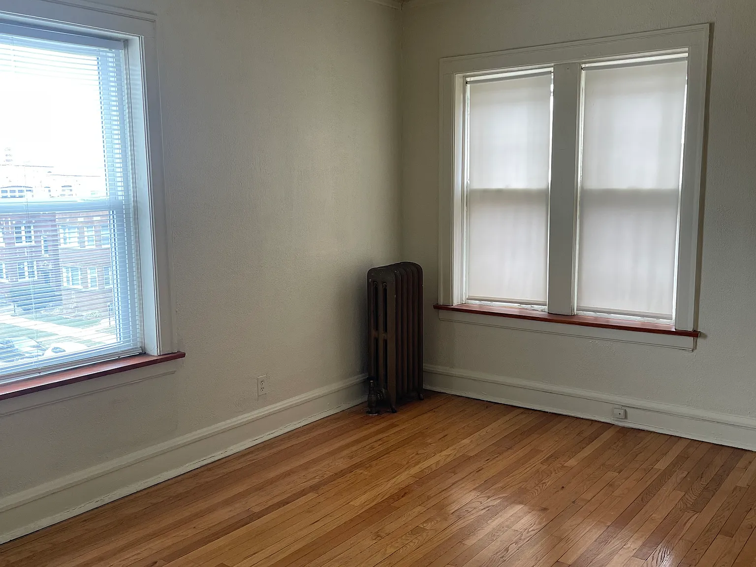 2 bed, 1000 sqft, $1,150 — Photo 3