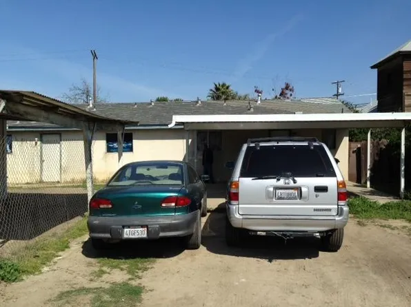 2453 Nebraska Ave, Selma, CA 93662