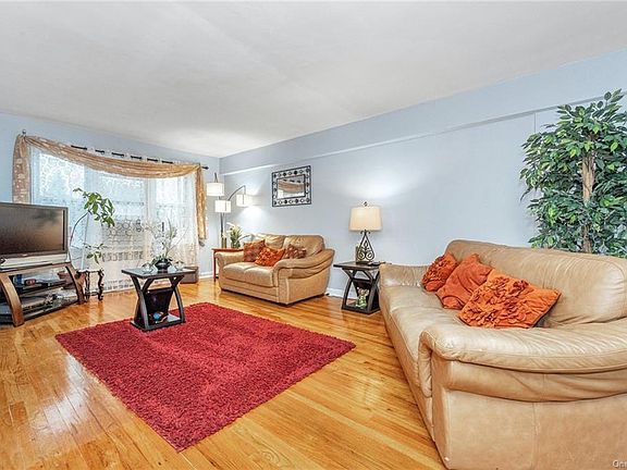 2nd image of 505 E Lincoln Ave APT 420