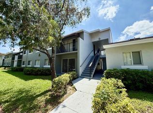 1239 N Benoist Farms Rd APT 110, West Palm Beach, FL 33411