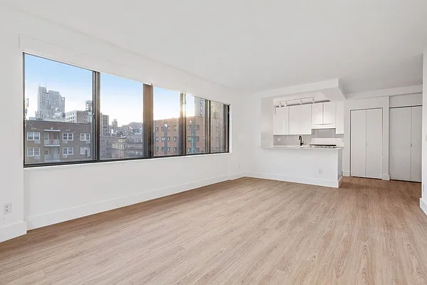 Rented by Greystar | media 4