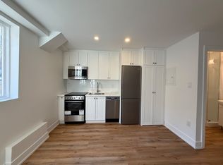 112 Saint Josephs Dr #8, Hamilton, ON L8N 2E7