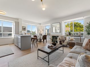 1797 Queen St E #404, Toronto, ON M4L3Y5