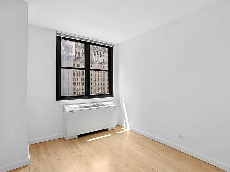330 W 58th St #12G — Photo 7