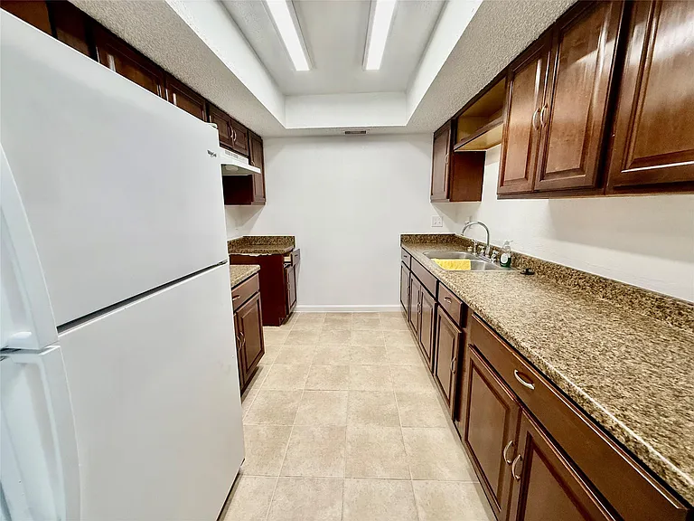 2830 S Bartell Dr #9 — Photo 12