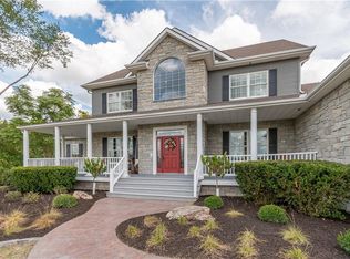 8611 S Stillhouse Rd, Oak Grove, MO 64075