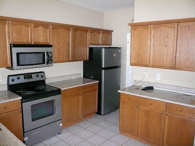 1st image of 1524 Barbara Dr