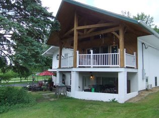 1625 Bellus Rd, Hinckley, OH 44233