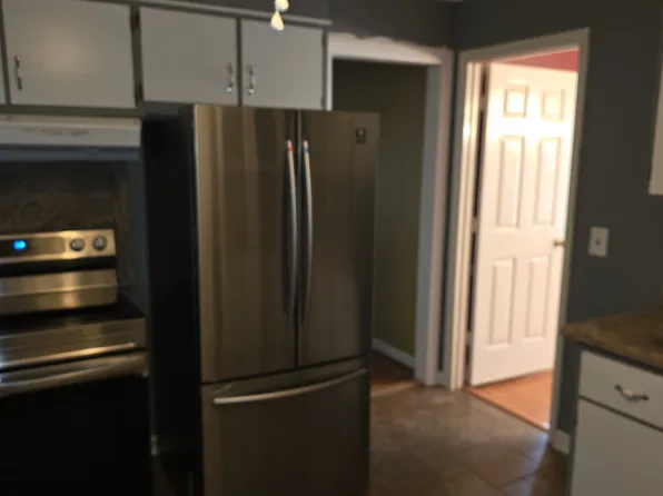 614 Garfield Dr, Fayetteville, NC 28303