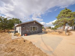 23476 Tussing Ranch Rd, Apple Valley, CA 92308