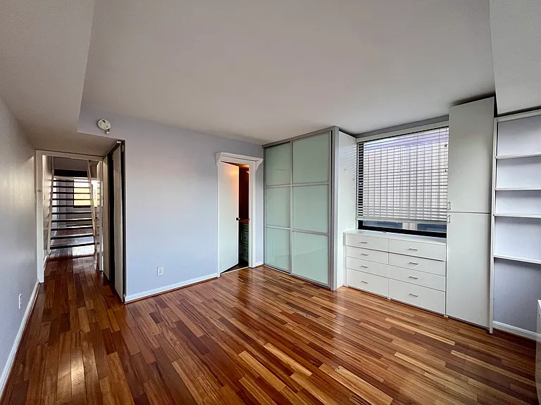 1245 13th St NW #NORTHWEST900 — Photo 9