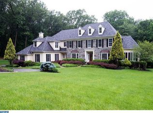 1 Whisper Ln, Malvern, PA 19355