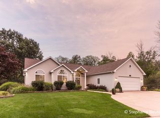 1809 Forland Ct NE, Grand Rapids, MI 49505