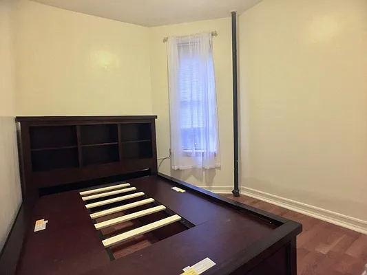 Rented by Sovereign Associates | media 12