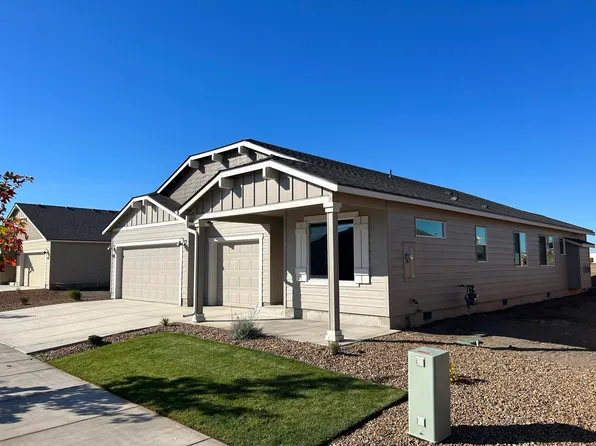 1305 NW Willow Parkway Rd #83, Madras, OR 97741