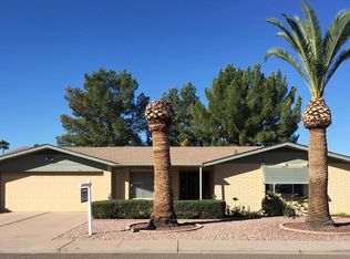 708 S Penrose Cir, Mesa, AZ 85206