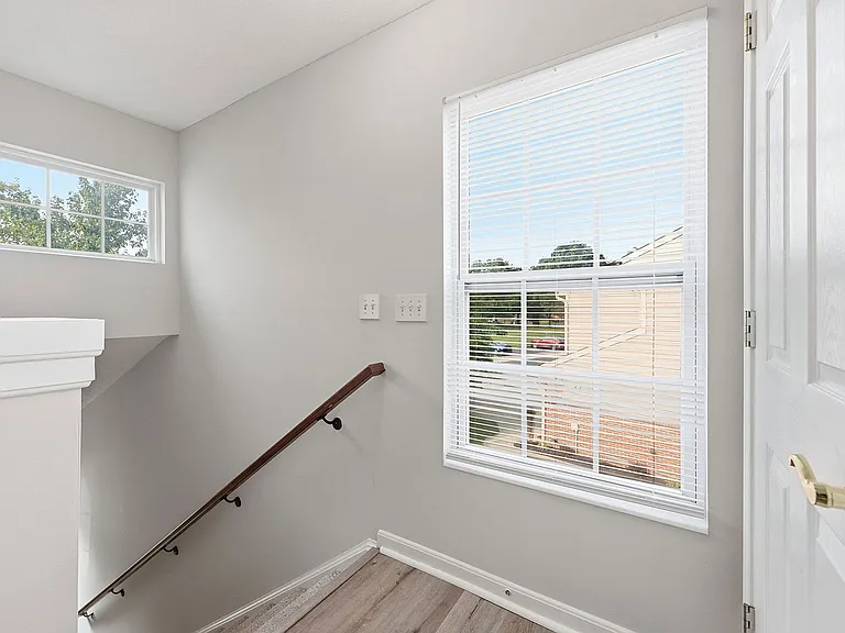 6823 Cloudscape Way — Photo 4